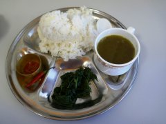 allt&auml;gliches Essen in Nepal, 2x t&auml;glich